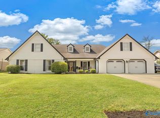 2305 Warwick Ave SW, Decatur, AL 35603