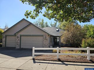 1395 W Meadows Dr NW, Salem, OR 97304