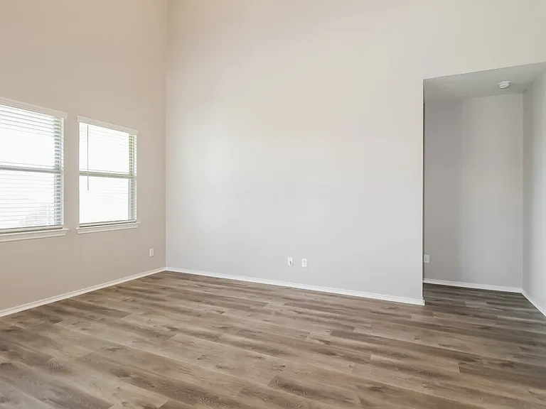 3616 Doris Dr — Photo 7