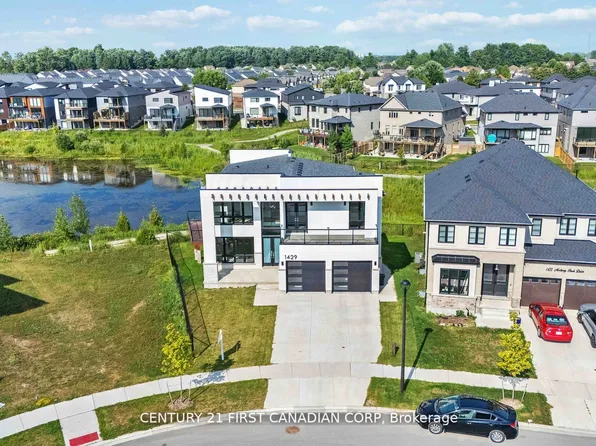 1429 Medway Park Dr, London, ON N6G 5C7