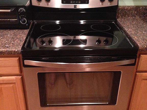 3rd image of 5052 Bark Ln