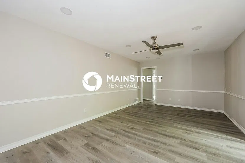 11615 Cimarec St — Photo 2