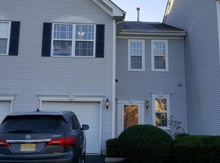 21 York Rd #4403, Princeton Junction, NJ 08550