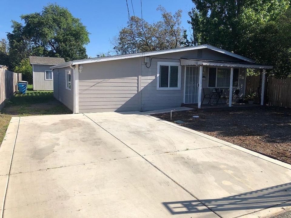 1st image of 1599 N 4th Ave
