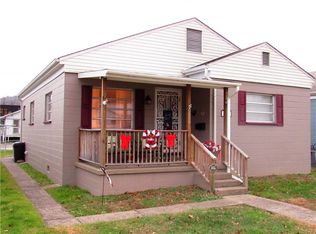 2119 McKinley Ave, Saint Albans, WV 25177