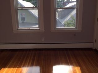 31 Salem St APT 3, Salem, MA 01970