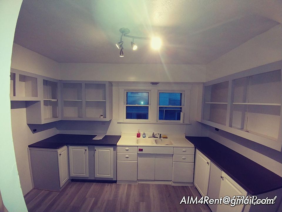 1st image of 61 Cotter Ave #1