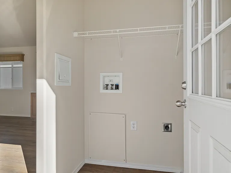 Pics of similar unit, paint/appliances/flooring may be slightly different.