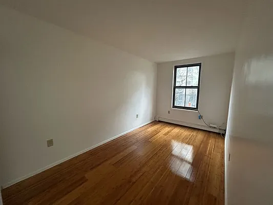 Rented by Michal Kuras, LREB | media 3