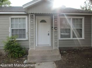 207 N Howe St #A, Lampasas, TX 76550