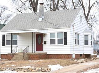 1215 E Hazard Ave, Peoria Heights, IL