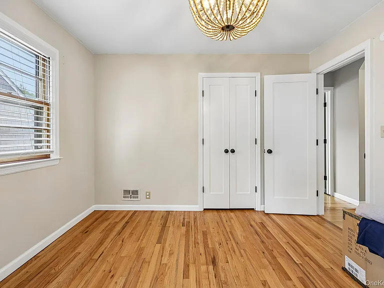 41 Sheldon Ave — Photo 9