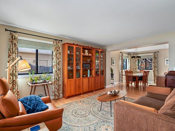4th image of 3507 Oak Hill Ct