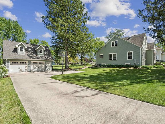 2nd image of 2618 Cedar Heights Dr