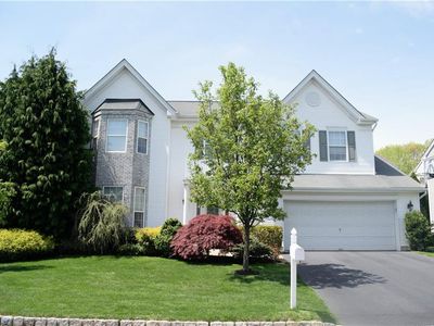 25 Hyde Park Dr, East Brunswick, NJ, 08816