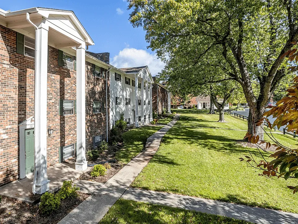 Gatehouse Apartments