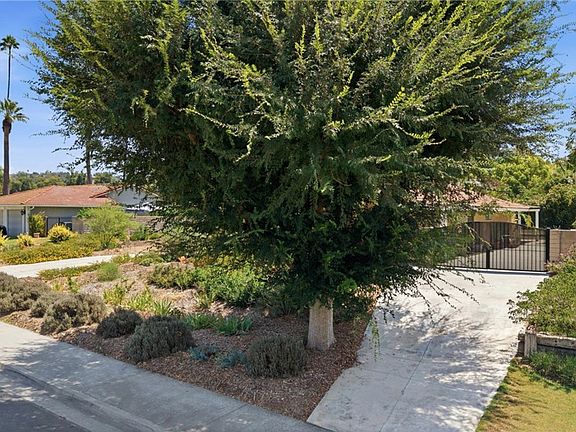5th image of 6526 Marlo Way