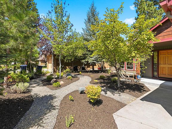 4th image of 61375 Brianne Pl