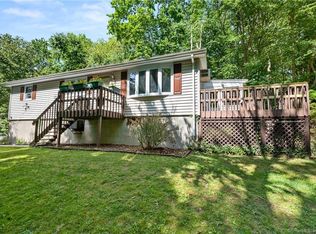 54 Goshen Rd, Waterford, CT 06385
