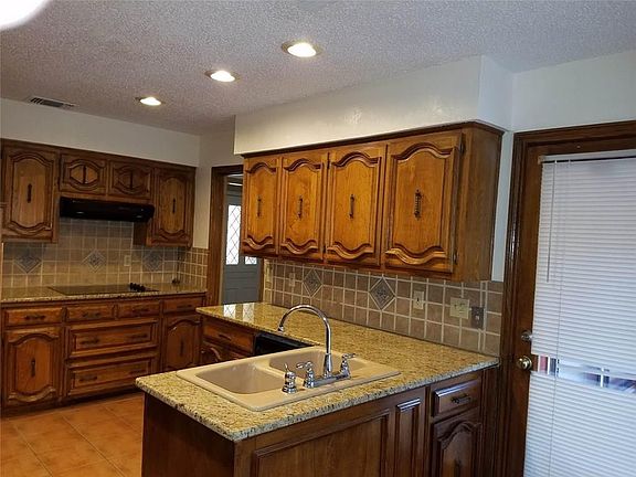 5th image of 314 Cardinal Creek Dr