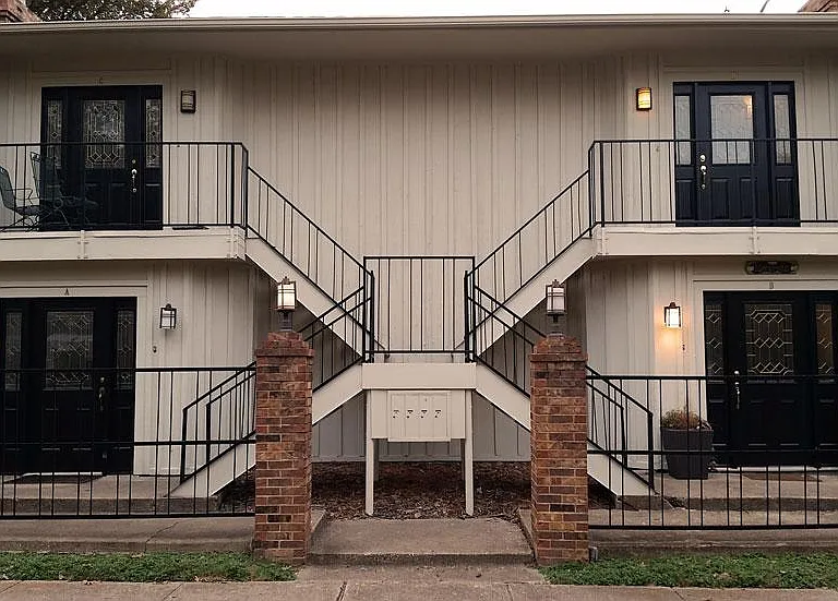 Front of 4 plex viewed from Hursey Street (unit B is bottom right)