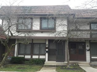 5516 Montibello Dr, Hanover Park, IL 60133