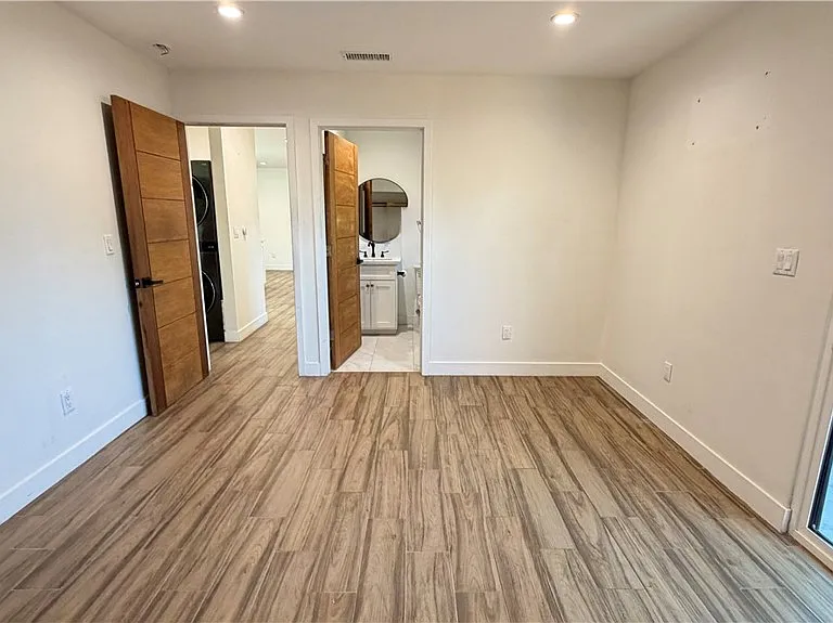 7257 Wilbur Ave #BACK HOUSE — Photo 15