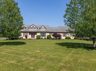 6862 Buckley Rd, North Syracuse, NY 13212