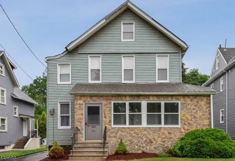 84 Grove St #1 — Photo 1