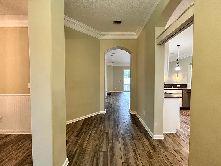 13856 Jeremiah Rd — Photo 3