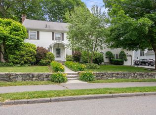 22 Westgate Rd, Wellesley, MA 02481