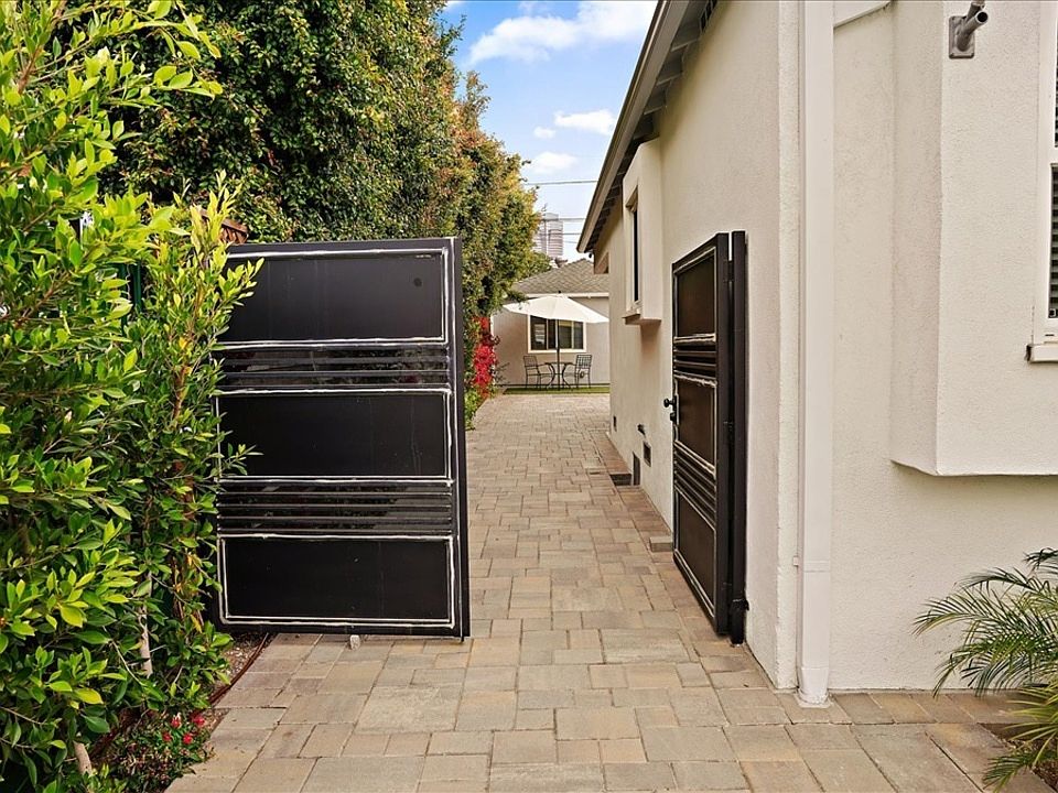 1st image of 2164 Patricia Ave