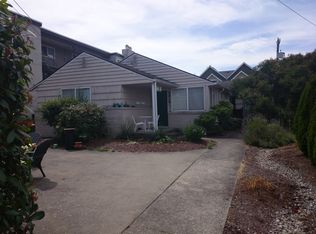 3013 59th Ave SW, Seattle, WA 98116