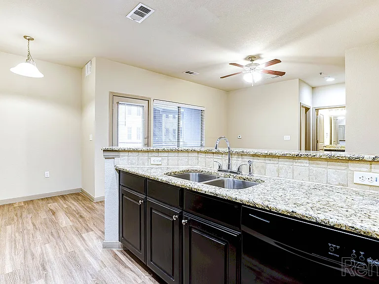 Tinsley Place — Photo 49