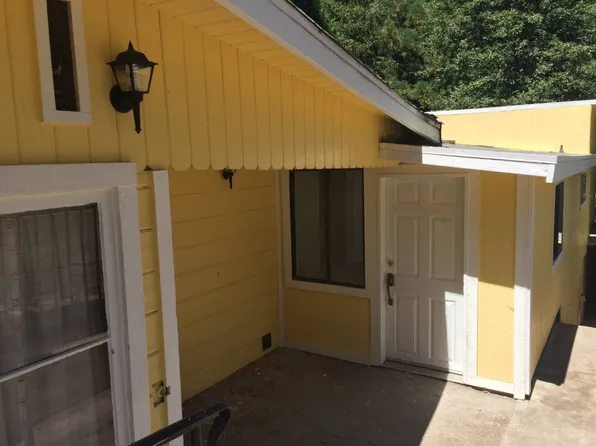 321 Highway 138, Crestline, CA 92325