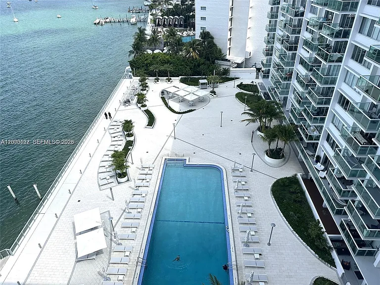 1000 West Ave #218 — Photo 17
