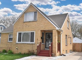 4040 N 11th St, Milwaukee, WI 53209