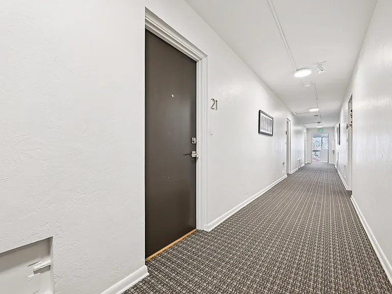 Belmore Apartments — Photo 20