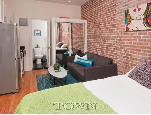 Rented by Town Residential | media 22