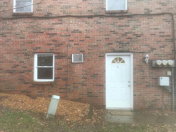 4th image of 230 N Madison St APT 11