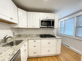 130 P St #1A, Boston, MA 02127