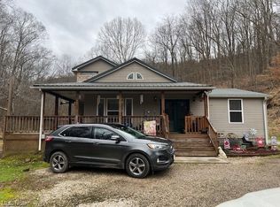 2855 Long Run Rd, Cairo, WV 26337