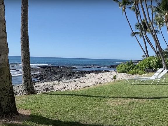 5th image of 76-6246 Alii Dr #166