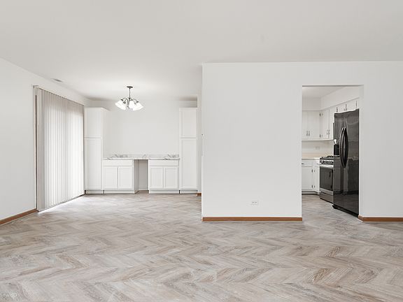 5th image of 2651 Crescenzo Dr #3