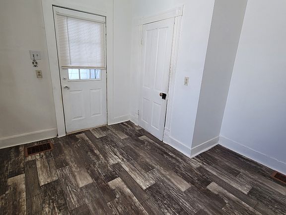 5th image of 22 Side Ave #1