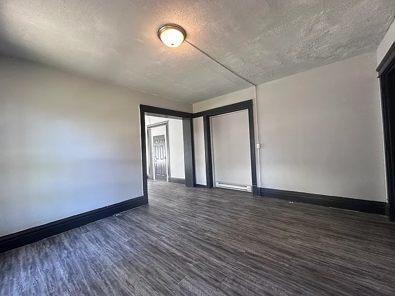 1124-2 N Walnut St #N — Photo 7