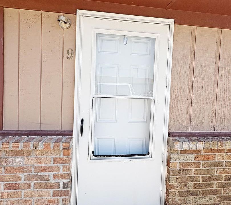 1st image of 2315 N Jefferson St #9