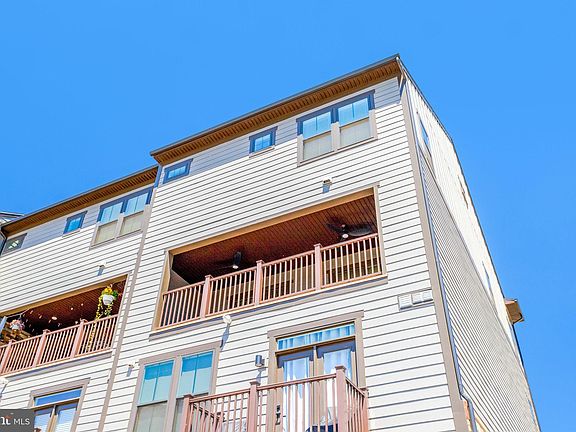 5th image of 1669 Dunnington Pl Unit 7009B