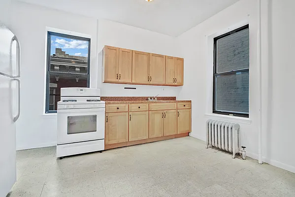 Rented by Brownstone Property Group | media 26