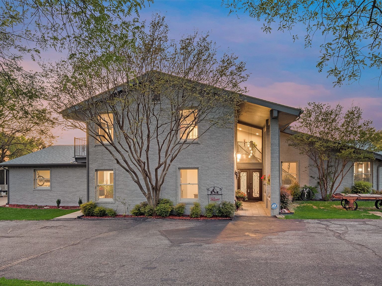 1819 W Belt Line Rd, Cedar Hill, TX 75104 | MLS #20873621